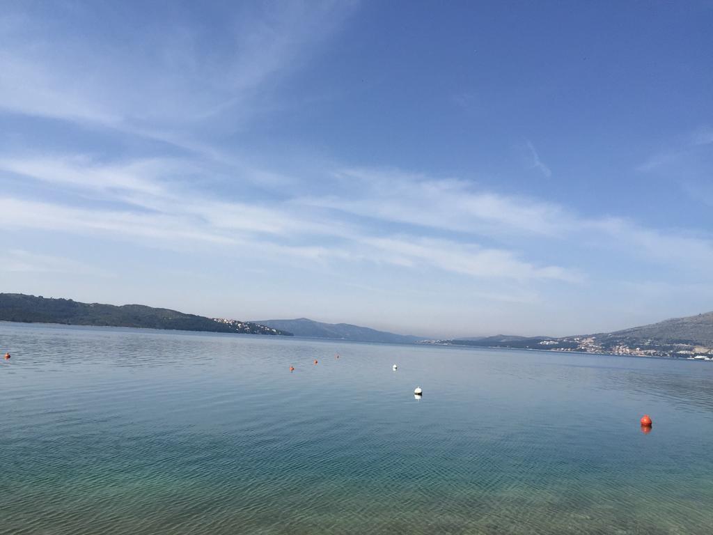 Cozy Place On The Beach Trogir Exteriör bild